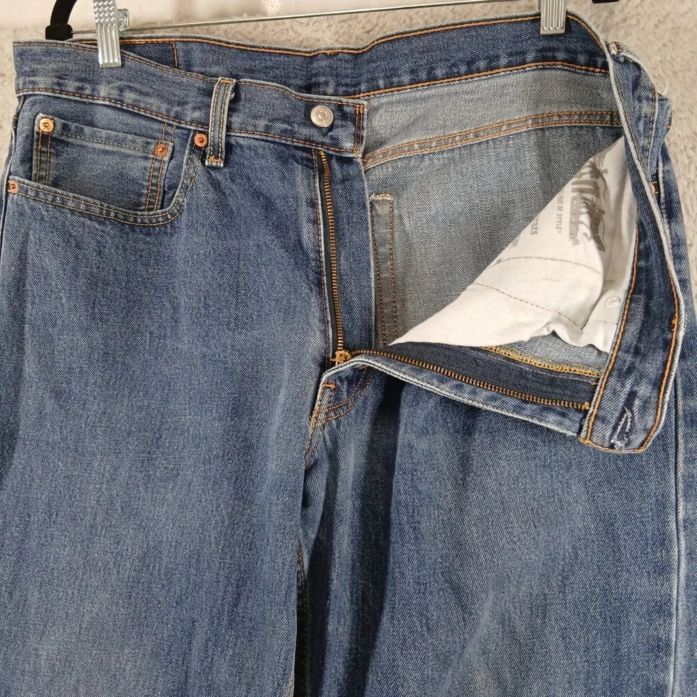 Levi's 550 Jeans Mens 36x32 Blue Relaxed Fit Tapered Leg‎ Denim Pants